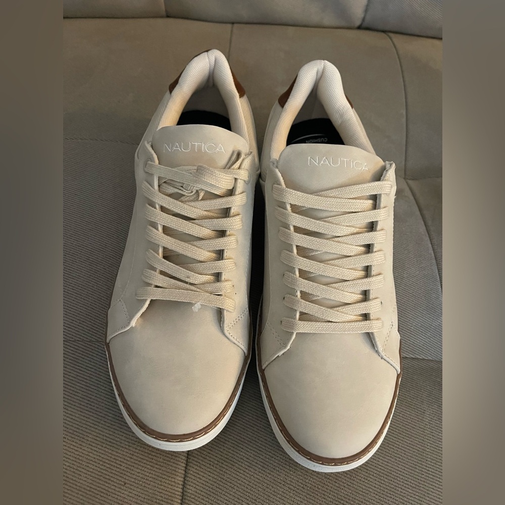 Brand New Mens Sneaker Nautica Turvo Size 10.5 Taupe